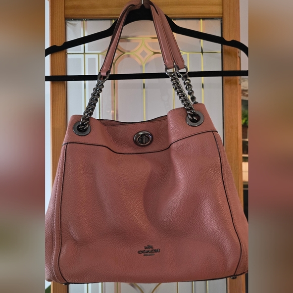 Coach Turnlock Edie Dusty Rose Pebble Leather Shoulder Bag 36855 - Picture 1 of 6